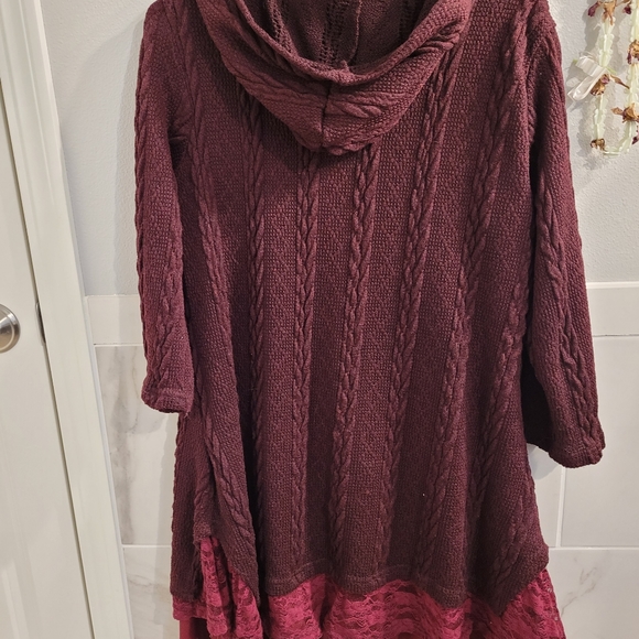 Dress - Picture 2 of 3